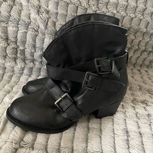 Mudd ankle boots women’s size 7